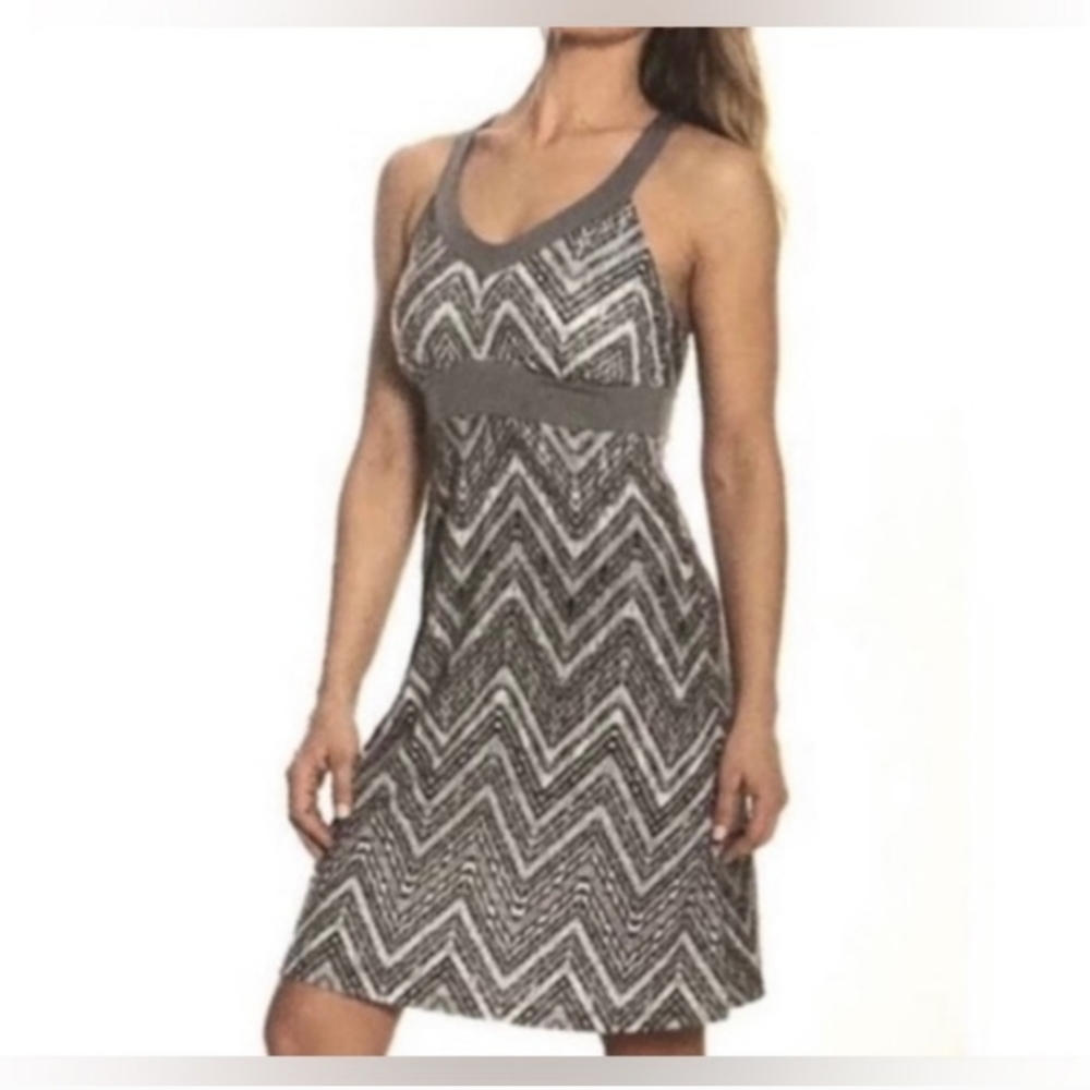 ZeroXposur Voyage Stretch Athletc Sport Dress Gray Nickel White Racerback Size S